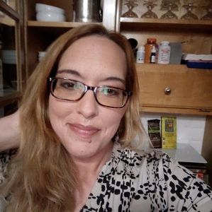 Meet your Posher, Lydia